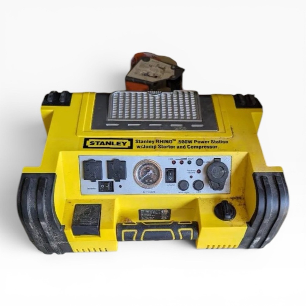 Stanley‎ Rhino 500W Power Station Jump Starter & 120 PSI Air Compressor